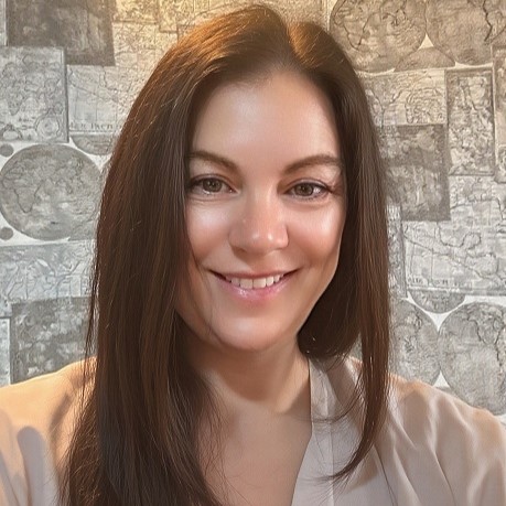 Dina Photo