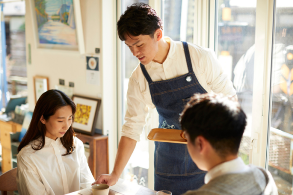 Bookkeeping for Hospitality How to Stay on Top of Shifting Rosters and Daily Sales - Tall books