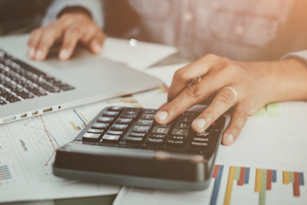 Financial best practices for small businesses - Tall books